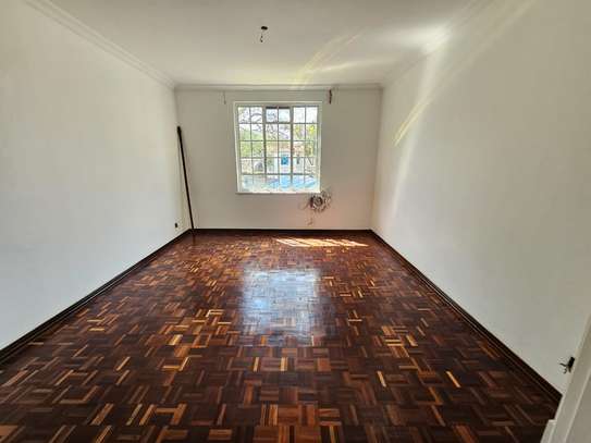 3 Bed Apartment with En Suite in Muthaiga image 4