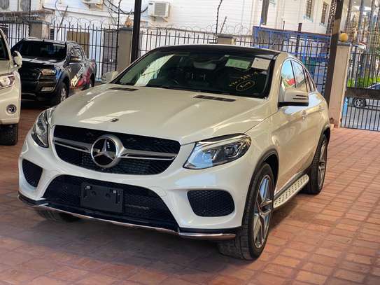 MERCEDES BENZ GLE 350 2017 MODEL. image 2