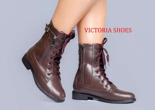 Lovely Victoria boots image 2