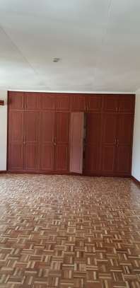 4 Bed Townhouse with En Suite at Isaac Gathanju Close image 19