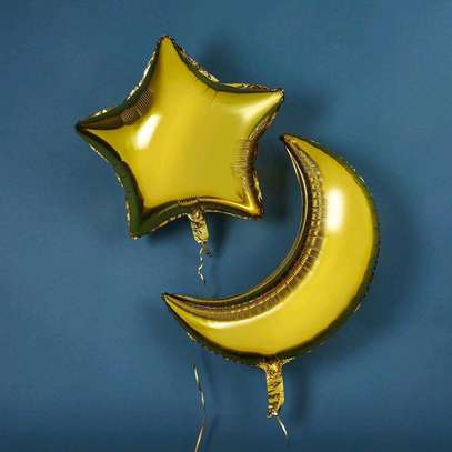 Moon and star foil balloon image 2