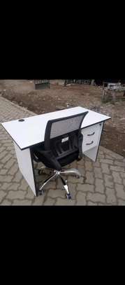 Mesh office desk chair with work table image 1