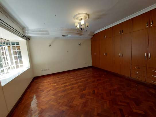 4 Bed Townhouse with En Suite at Muthangari Drive image 9