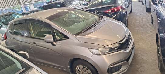 Honda Fit non hybrid Silver 2018 2WD image 3