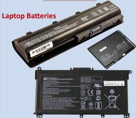 Laptop batteries  internal external  avaliable image 1