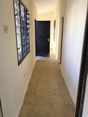 4 bedroom house in Nyali for sale-deal image 3