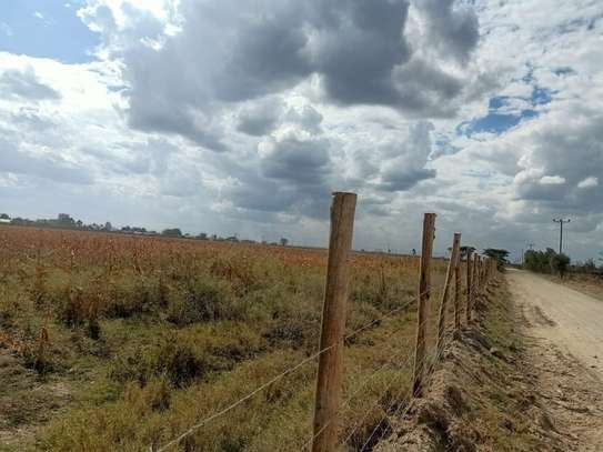 20 ac Land at Kitengela Namanga Road image 1