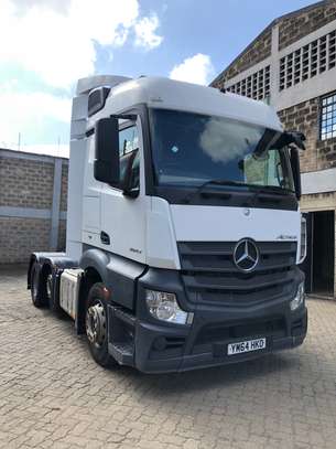 Mercedes Actros MP4 2015 2543 image 2
