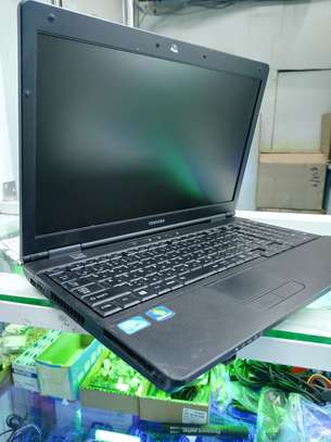 Toshiba dynabook B452 Intel celeron 4gb ram 500gb hdd image 1