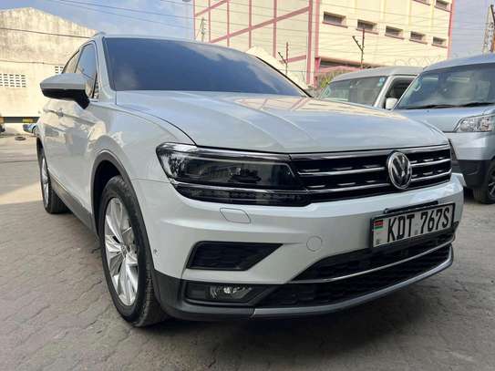 VOLKSWAGEN TIGUAN tsi SUNROOF 2018MODEL image 11