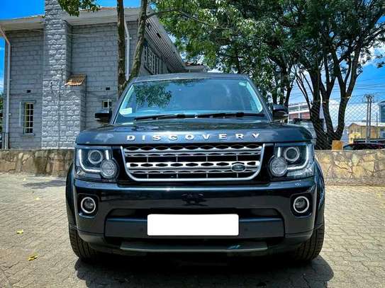 2015 Land Rover Discovery 4 HSE image 4