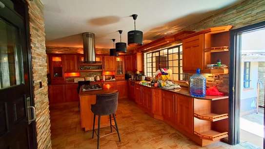 4 Bed Townhouse with En Suite in Lavington image 11