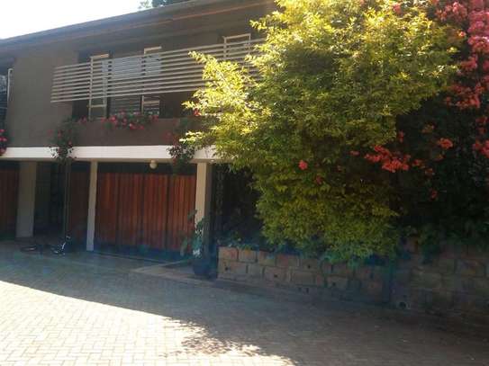 4 Bed Townhouse with En Suite in Kileleshwa image 31