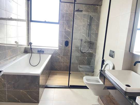4 Bed Apartment with En Suite in Westlands Area image 13