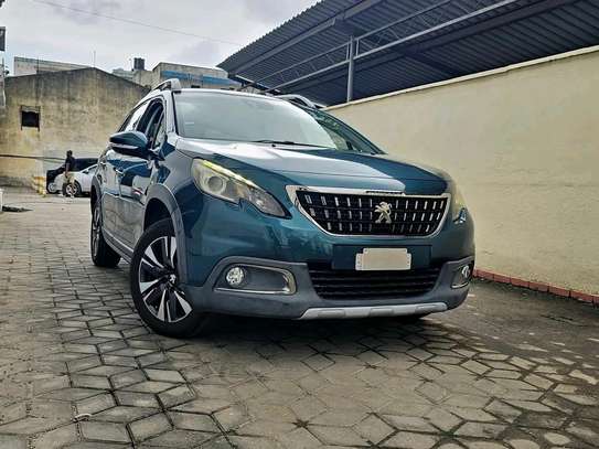 Peugeot 2008 2017 green image 3