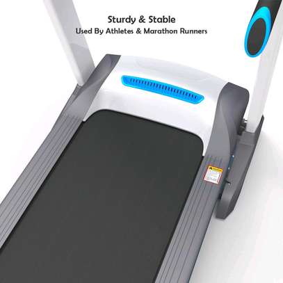 V3 Treadmill image 4