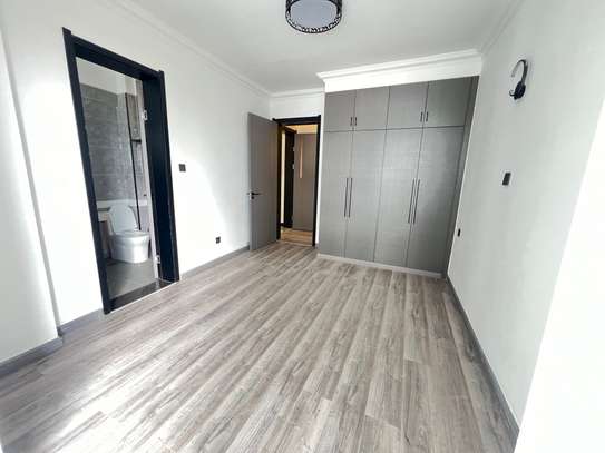 4 Bed Apartment with En Suite in Kileleshwa image 6