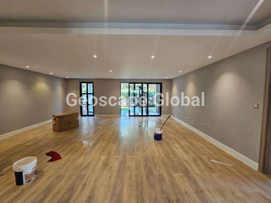 3 Bed Apartment with En Suite in Runda image 8