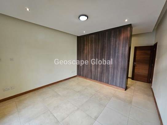4 Bed House with En Suite in Runda image 18