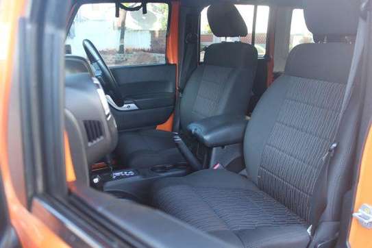 Jeep Wrangler Rubicon 2012 150,000 Kms image 12