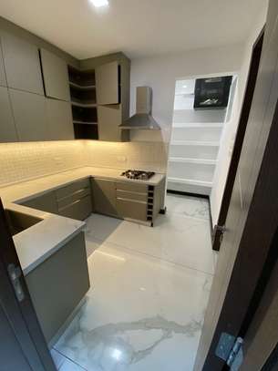 4 Bed Villa with En Suite in Westlands Area image 1