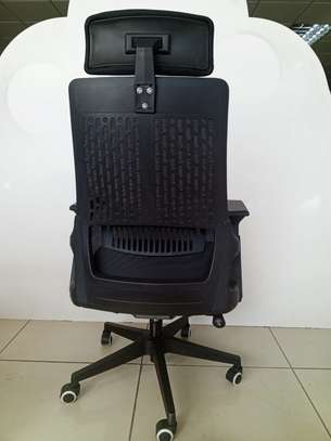 Office Chair: Aurora Mesh Design, Stay Cool & Comfortable image 5