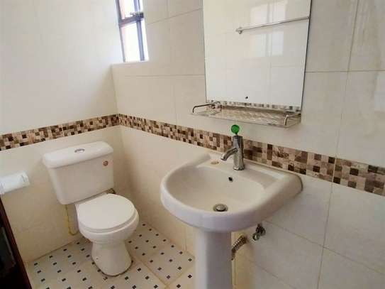 4 Bed Townhouse with En Suite in Kajiado County image 12