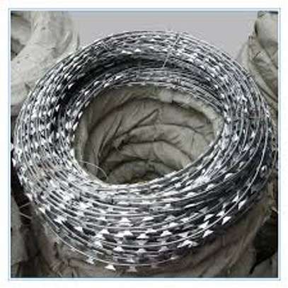 450 mm Double Galvanized Razor Wire Supplier in Kenya image 13