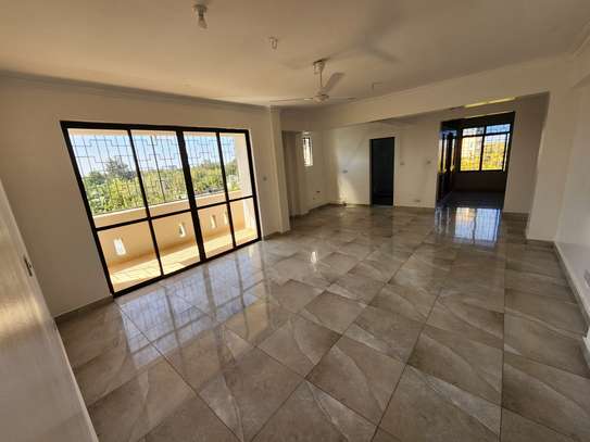 5 Bed Apartment with En Suite at Off Moyne Drive Nyali Beach image 18