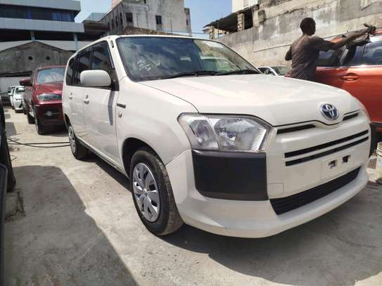 Toyota Probox TX-G 2019 hybrid 2wd image 2