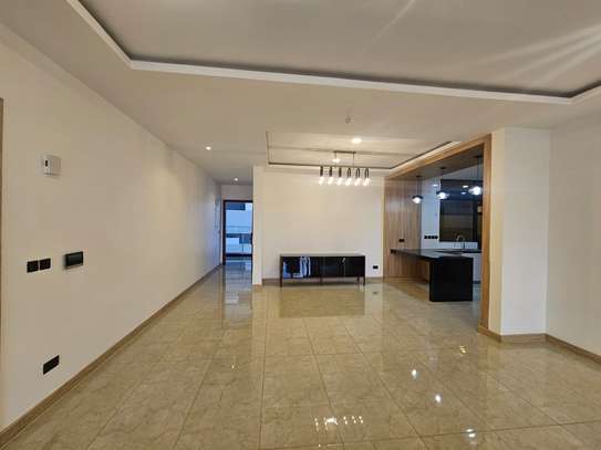 4 Bed Apartment with En Suite in Westlands Area image 8