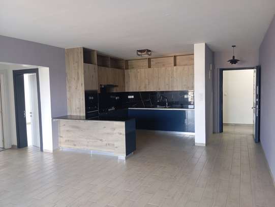 2 Bed Apartment with En Suite at Valley Arcade image 3