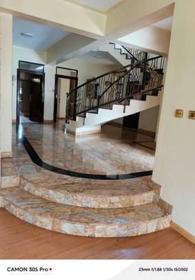 5 Bed Townhouse with En Suite at Lavington image 32