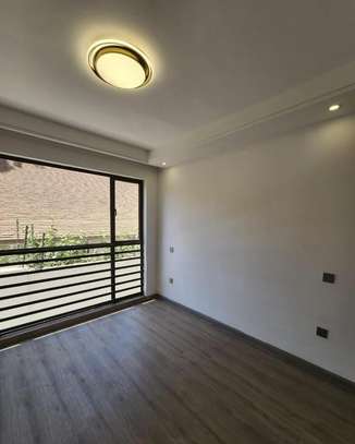 3 Bed Apartment with En Suite in Riverside image 4