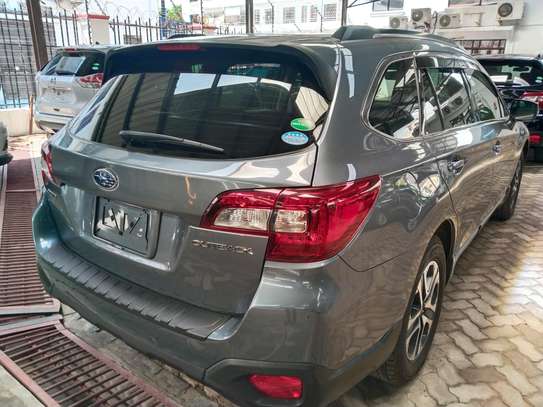 Subaru outback grey on sale image 5