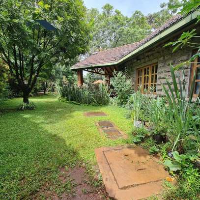 4 Bed House with En Suite at Lavington image 1