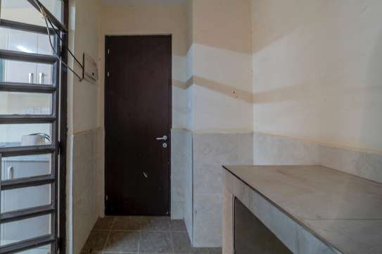 3 Bed Apartment with En Suite in Langata image 6