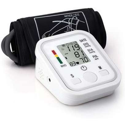 Upper Arm Fully Automatic Monitor Heart Beat MeterDigital Arm Blood Pressure image 1