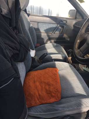 Elantra image 2