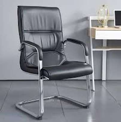 Black Leather Executive Boardroom Chair for Office image 2