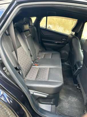 Toyota harrier metallic black image 10