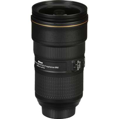Nikon AF-S NIKKOR 24-70mm f/2.8E ED VR Lens image 4