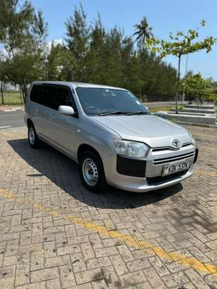 Toyota probox🔥 image 1