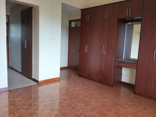 3 Bed Apartment with En Suite in Kileleshwa image 17
