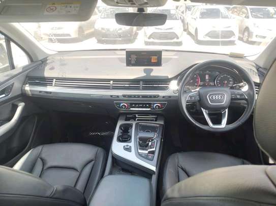 Audi Q7 Quattro S-line sunroof 2017 image 7