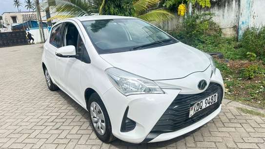 Toyota vitz 1000cc image 4
