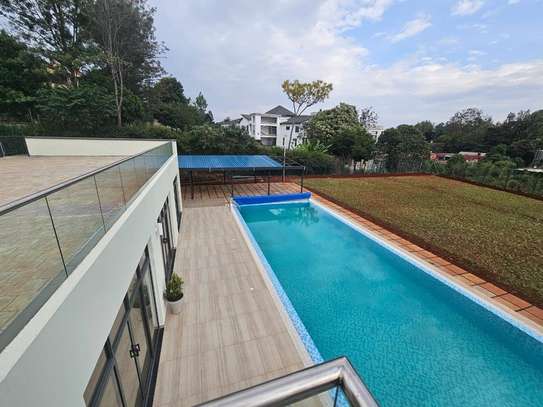 4 Bed Apartment with En Suite at Rosslyn image 6