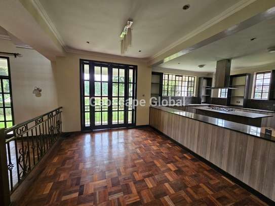 5 Bed House with En Suite in Rosslyn image 7