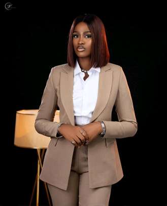 Bespoke Corporate Ladies Suits image 1