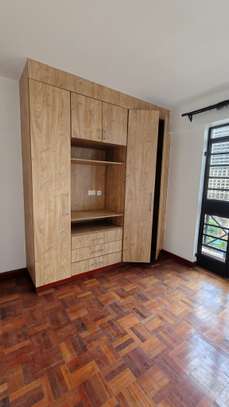 1 Bed Apartment with En Suite in Westlands Area image 5